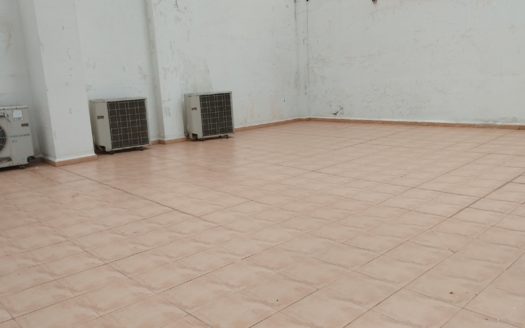 Venta Local-Nave La Petxina Extramurs València ref. 1-64587