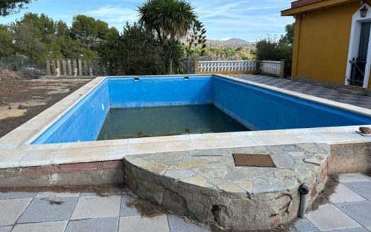 Venta Casa-Chalet    ref. 1-65320