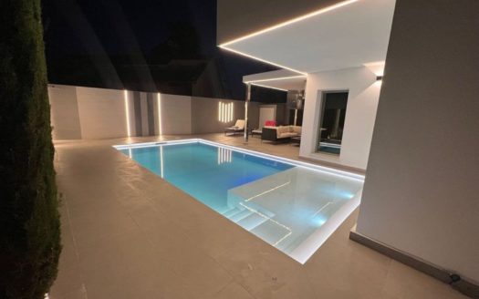 Venta Casa-Chalet  La Cañada Paterna ref. 1-65372