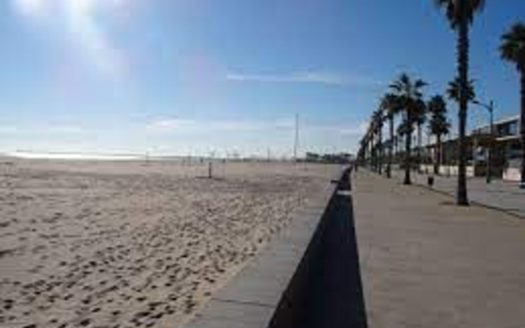 Venta Casa-Chalet Playa de la Malvarrosa Poblats Marítims València ref. 1-65388