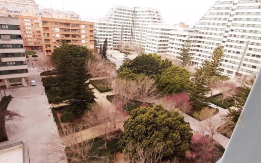 Alquiler Piso Ciutat de les Arts i de les Ciencies Quatre Carreres València ref. 1-65486