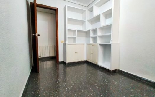 Venta Piso Arrancapins Extramurs València ref. 1-65515