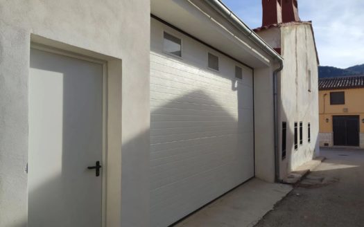Venta Casa-Rustica Requena ref. 1-65537