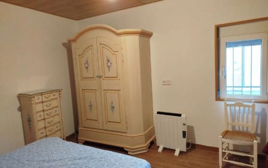 Venta Casa-Rustica Requena ref. 1-65537