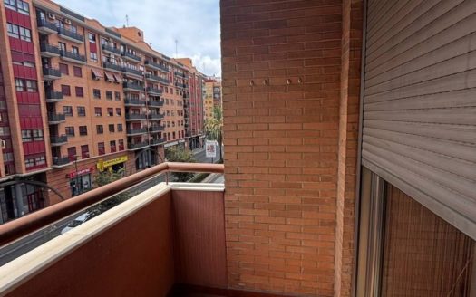 Venta Piso Torrefiel Rascanya València ref. 1-65545