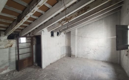 Venta Edificio El Mercat Ciutat Vella València ref. 1-65569