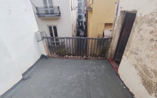 Venta Edificio El Mercat Ciutat Vella València ref. 1-65569