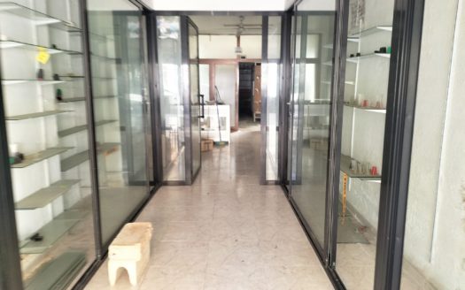 Venta Local-Nave Morvedre La Saïdia València ref. 1-65595