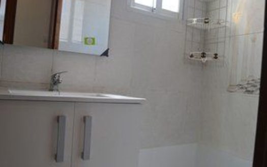 Venta Piso La Torre Pobles del Sud València ref. 1-65608