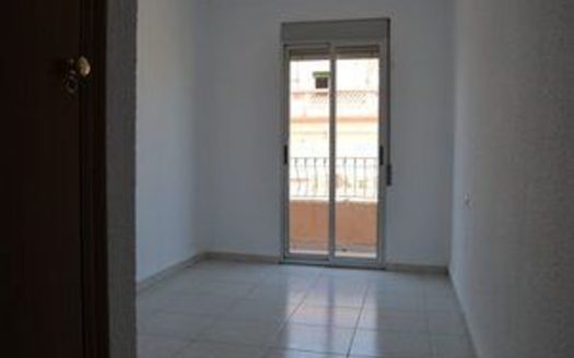Venta Piso La Torre Pobles del Sud València ref. 1-65608