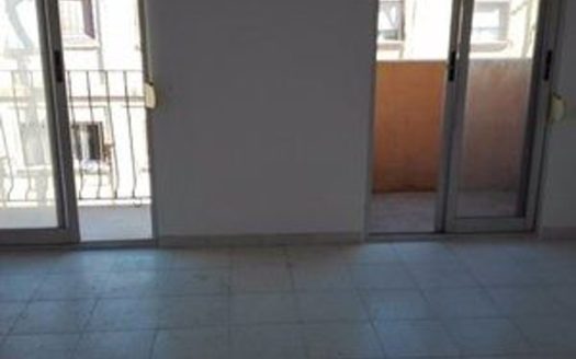 Venta Piso Torrefiel Rascanya València ref. 1-65641