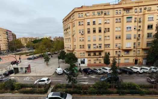 Venta Piso Trinitat La Saïdia València ref. 1-65649