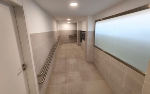 Venta Piso Trinitat La Saïdia València ref. 1-65649