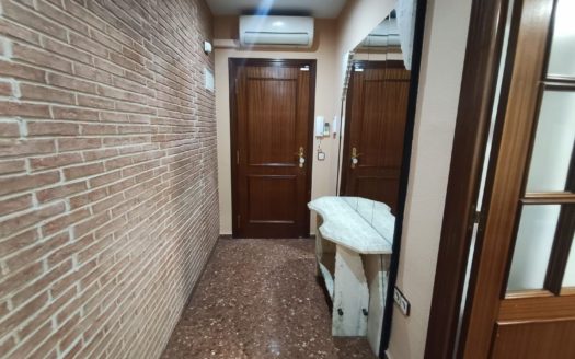 Venta Piso San Ramón y Monte de Piedad Xirivella ref. 1-65684