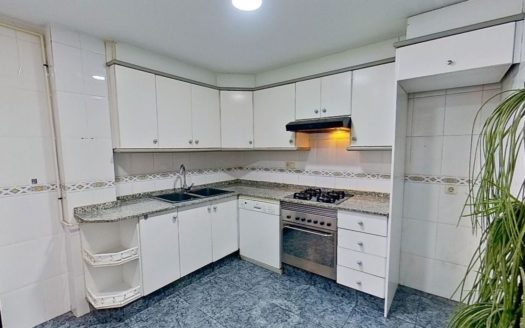 Venta Piso San Ramón y Monte de Piedad Xirivella ref. 1-65684