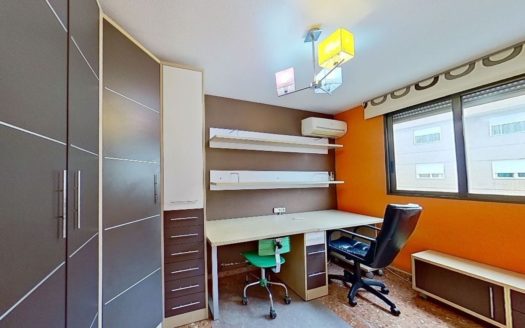 Venta Piso San Ramón y Monte de Piedad Xirivella ref. 1-65684