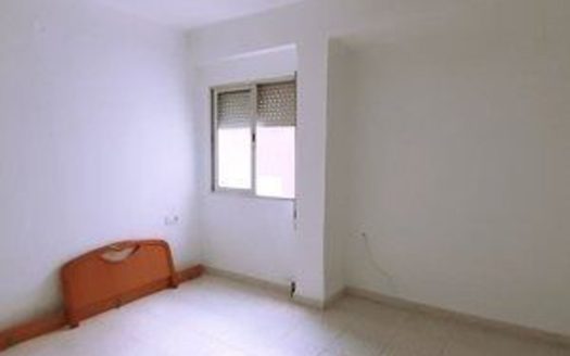 Venta Piso Torrefiel Rascanya València ref. 1-65687