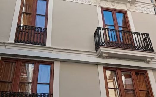 Alquiler Piso El Pilar Ciutat Vella València ref. 1-65697