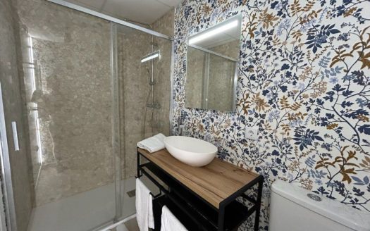 Alquiler Piso El Pilar Ciutat Vella València ref. 1-65696