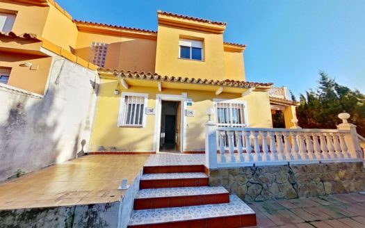 Venta Casa-Chalet Gallipont La Pobla de Vallbona ref. 1-65658