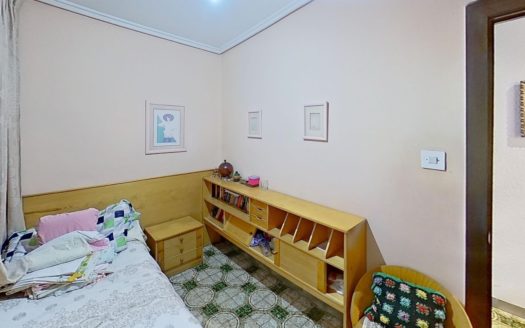 Venta Piso La Petxina Extramurs València ref. 1-65704