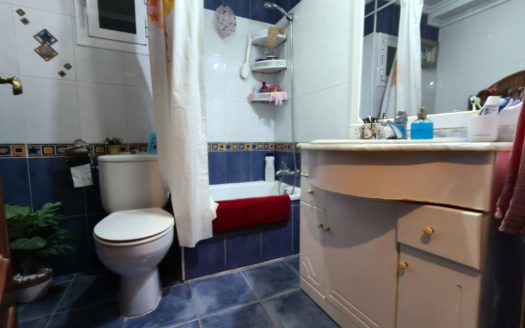 Venta Piso Torrefiel Rascanya València ref. 1-65770