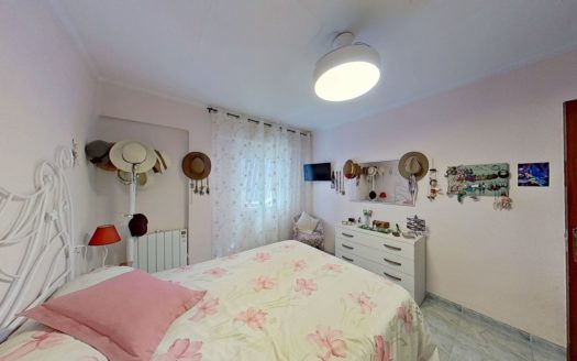 Venta Piso Torrefiel Rascanya València ref. 1-65770