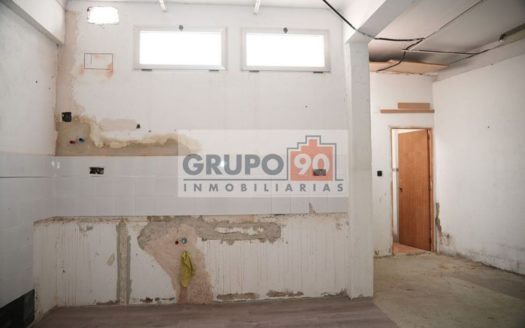 Venta Local-Nave Zona Campus Universitario Burjassot ref. 1-65800