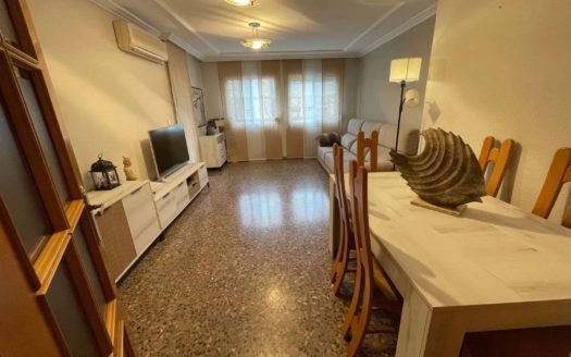 Venta Piso El Mercado Manises ref. 1-65801