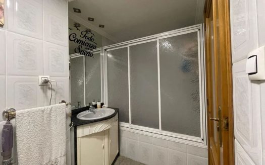 Venta Piso El Mercado Manises ref. 1-65801