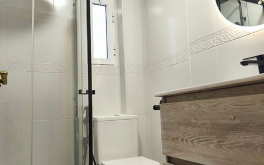 Venta Piso Centro Ciudad Paterna ref. 1-65837