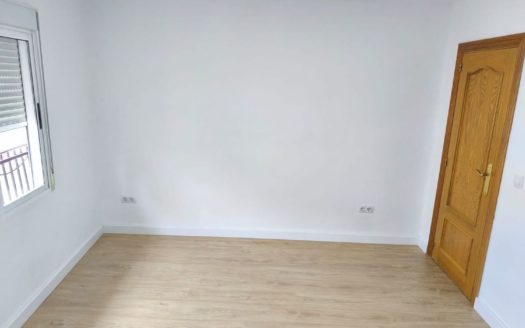 Venta Piso Centro Ciudad Paterna ref. 1-65837