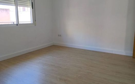Venta Piso Centro Ciudad Paterna ref. 1-65837