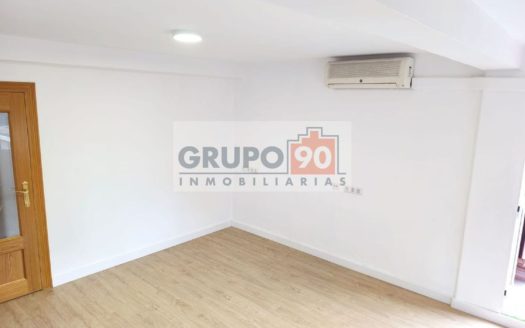 Venta Piso Centro Ciudad Paterna ref. 1-65837
