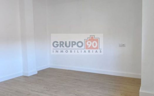 Venta Piso Centro Ciudad Paterna ref. 1-65837