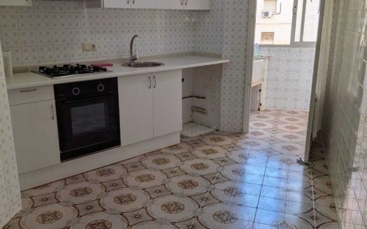 Venta Piso Torrefiel Rascanya València ref. 1-65863