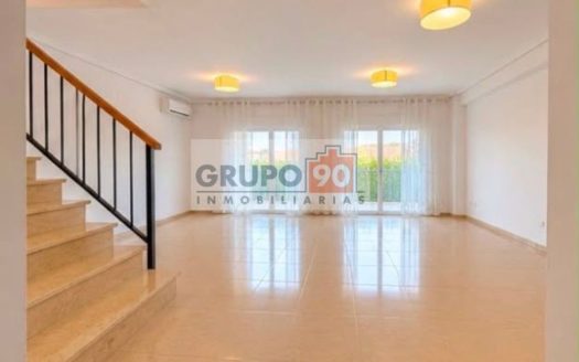 Alquiler Casa-Chalet Godelleta ref. 1-65865