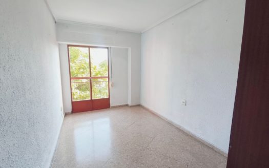 Venta Piso Torrefiel Rascanya València ref. 1-65863
