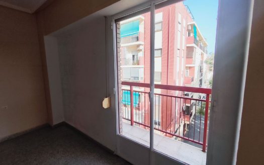Venta Piso Torrefiel Rascanya València ref. 1-65863