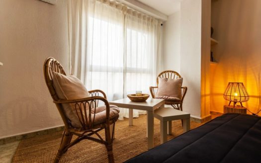 Venta Piso La Torre Pobles del Sud València ref. 1-65879