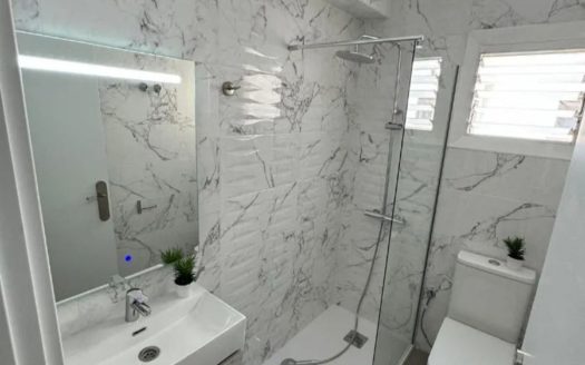 Venta Piso Sant Antoni La Saïdia València ref. 1-65870