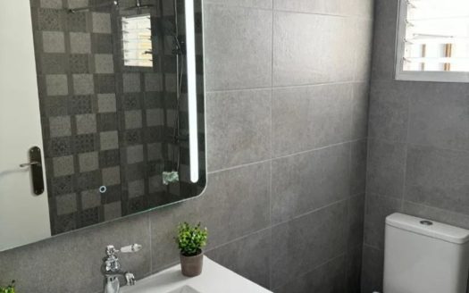 Venta Piso Sant Antoni La Saïdia València ref. 1-65870