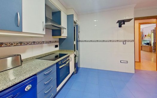 Venta Piso Tavernes Blanques ref. 1-65898
