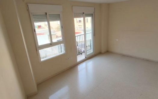 Alquiler Piso Torrefiel Rascanya València ref. 1-65900