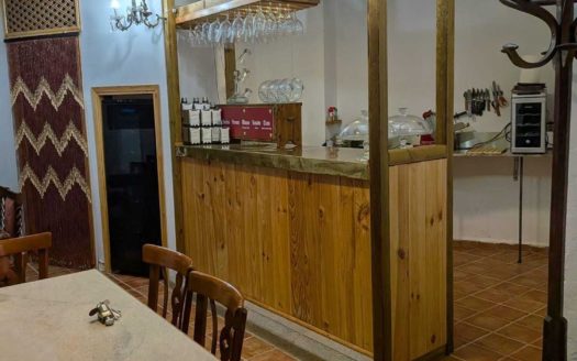 Venta Local-Nave Requena ref. 1-65908