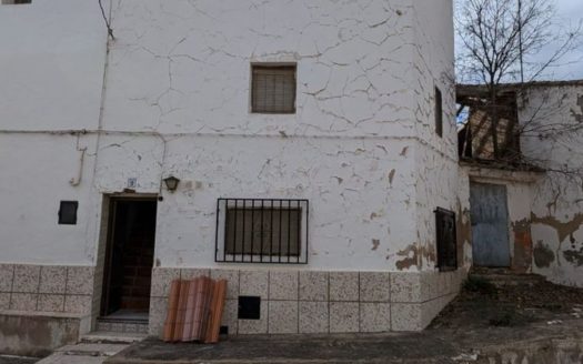 Venta Casa-Rustica Requena ref. 1-65909