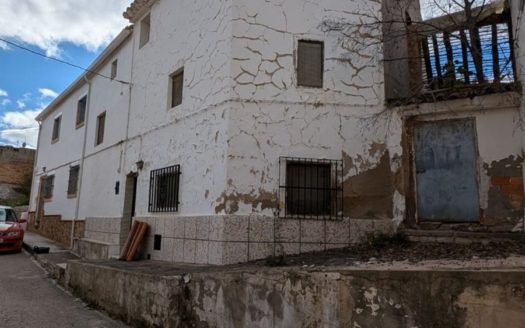 Venta Casa-Rustica Requena ref. 1-65909