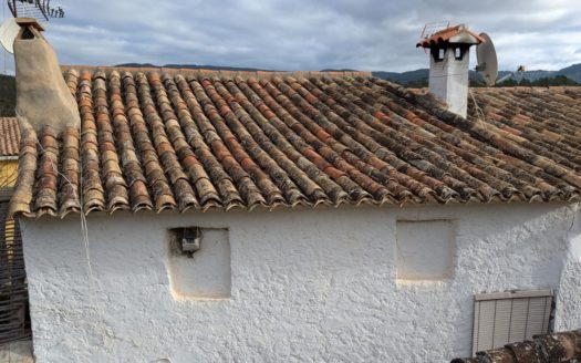 Venta Casa-Rustica Requena ref. 1-65909