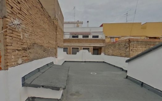 Venta Casa-Chalet Sants Patrons Casc Urbà Alzira ref. 1-65894