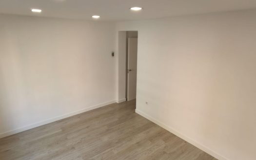 Venta Piso Sant Antoni La Saïdia València ref. 1-65903